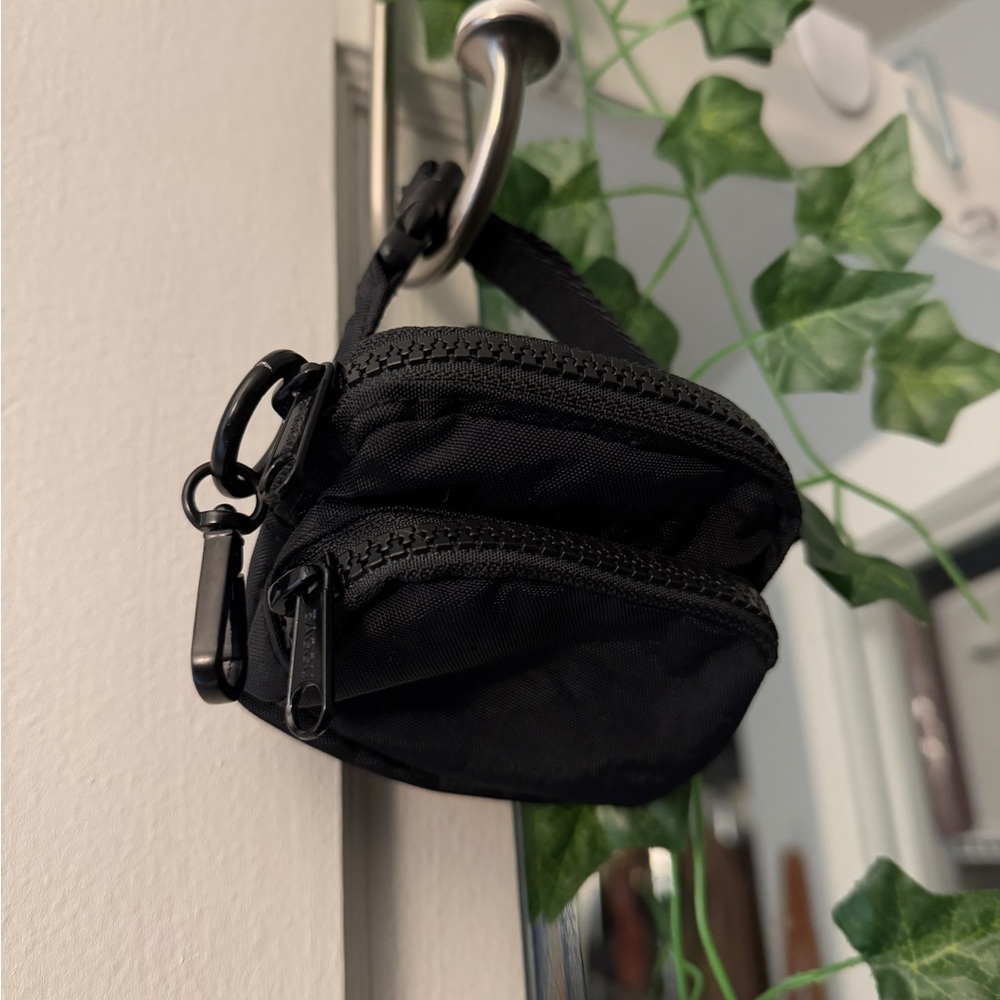 baggu fanny pack charm